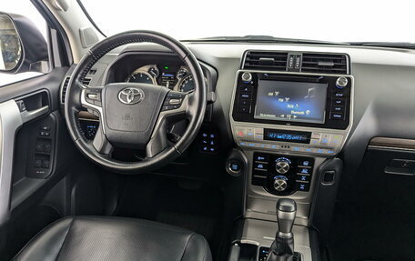 Toyota Land Cruiser Prado 150 рестайлинг 2, 2020 год, 5 685 000 рублей, 26 фотография