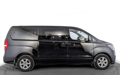 Hyundai H-1 II рестайлинг, 2019 год, 3 150 000 рублей, 4 фотография