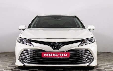 Toyota Camry, 2020 год, 3 099 444 рублей, 2 фотография