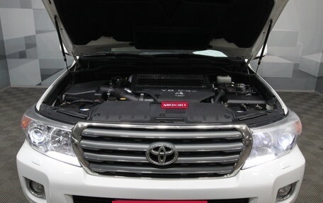 Toyota Land Cruiser 200, 2011 год, 3 800 000 рублей, 3 фотография