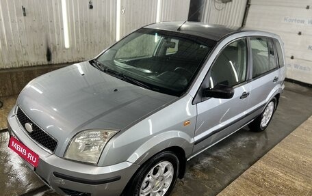 Ford Fusion I, 2004 год, 340 000 рублей, 3 фотография