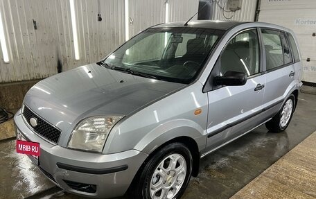 Ford Fusion I, 2004 год, 340 000 рублей, 4 фотография