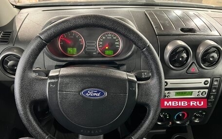 Ford Fusion I, 2004 год, 340 000 рублей, 17 фотография