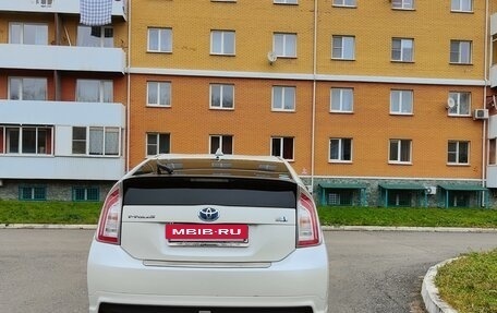 Toyota Prius, 2014 год, 1 307 499 рублей, 9 фотография