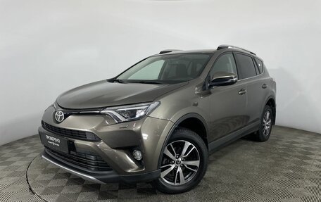 Toyota RAV4, 2018 год, 3 100 000 рублей, 1 фотография