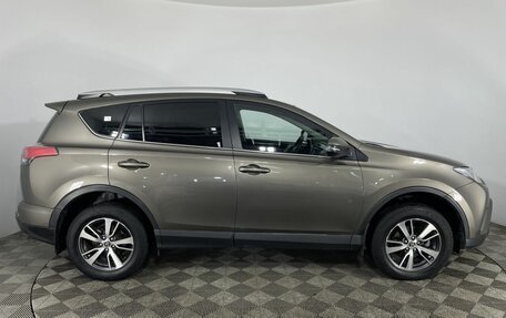 Toyota RAV4, 2018 год, 3 100 000 рублей, 4 фотография