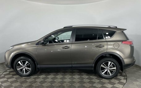 Toyota RAV4, 2018 год, 3 100 000 рублей, 5 фотография