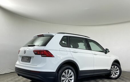 Volkswagen Tiguan II, 2020 год, 2 800 000 рублей, 6 фотография