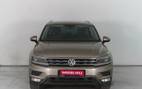 Volkswagen Tiguan II, 2017 год, 2 889 000 рублей, 3 фотография