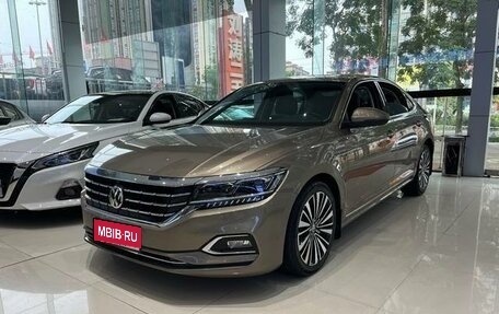 Volkswagen Passat B8 рестайлинг, 2020 год, 3 025 000 рублей, 1 фотография