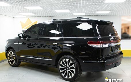 Lincoln Navigator, 2022 год, 16 999 000 рублей, 4 фотография