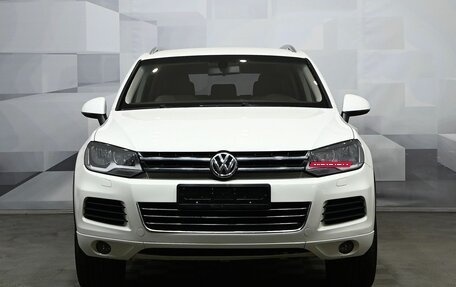 Volkswagen Touareg III, 2010 год, 2 400 000 рублей, 2 фотография