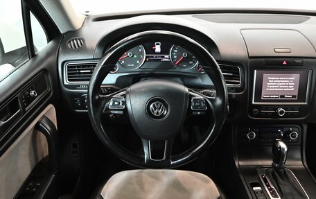 Volkswagen Touareg III, 2010 год, 2 400 000 рублей, 16 фотография