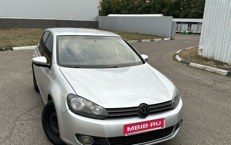 Volkswagen Golf VI, 2011 год, 850 000 рублей, 2 фотография