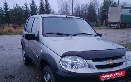 Chevrolet Niva I рестайлинг, 2011 год, 550 000 рублей, 1 фотография