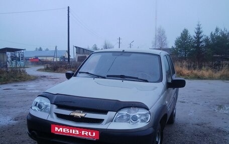 Chevrolet Niva I рестайлинг, 2011 год, 550 000 рублей, 6 фотография