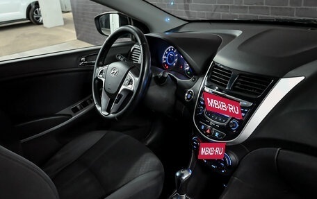 Hyundai Solaris II рестайлинг, 2012 год, 950 000 рублей, 17 фотография