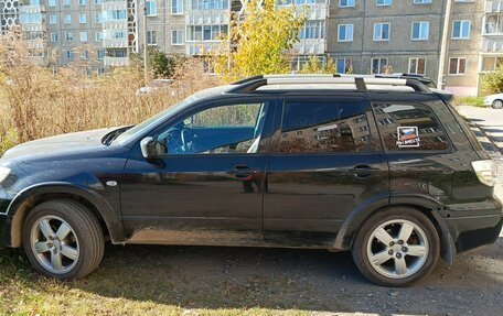 Mitsubishi Outlander III рестайлинг 3, 2007 год, 680 000 рублей, 3 фотография