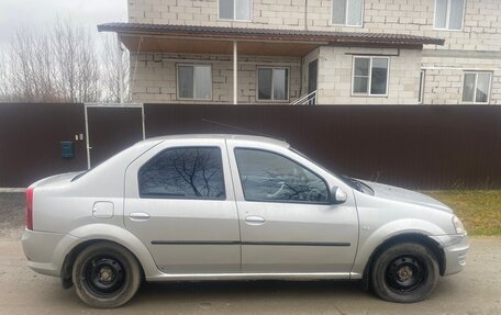 Renault Logan I, 2013 год, 400 000 рублей, 4 фотография