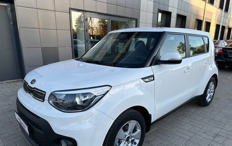 KIA Soul II рестайлинг, 2017 год, 1 565 000 рублей, 6 фотография