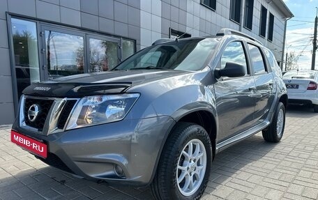 Nissan Terrano III, 2015 год, 1 399 000 рублей, 11 фотография