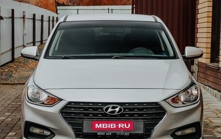 Hyundai Solaris II рестайлинг, 2017 год, 1 399 900 рублей, 2 фотография