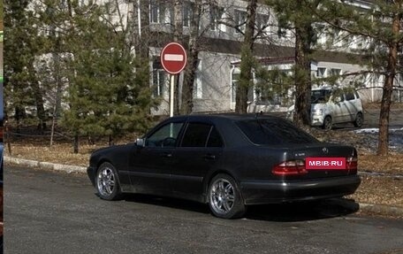 Mercedes-Benz E-Класс, 1999 год, 770 000 рублей, 7 фотография