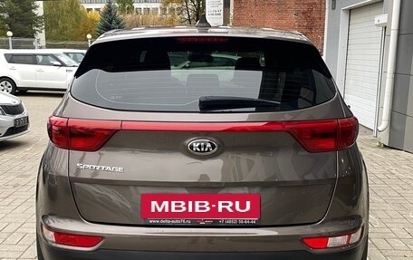 KIA Sportage IV рестайлинг, 2017 год, 1 865 000 рублей, 6 фотография