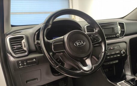 KIA Sportage IV рестайлинг, 2016 год, 1 350 000 рублей, 12 фотография