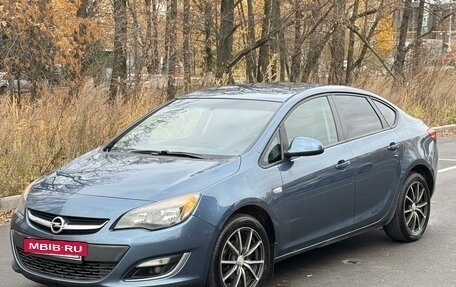 Opel Astra J, 2012 год, 700 000 рублей, 6 фотография