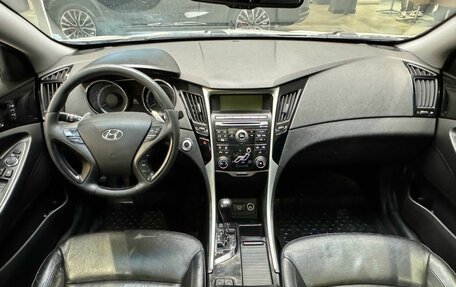 Hyundai Sonata VI, 2011 год, 1 079 000 рублей, 14 фотография