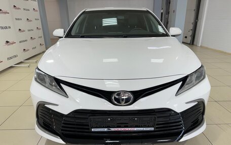 Toyota Camry, 2021 год, 3 180 000 рублей, 3 фотография