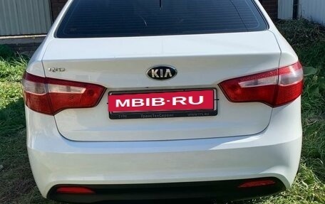 KIA Rio III рестайлинг, 2013 год, 950 000 рублей, 8 фотография