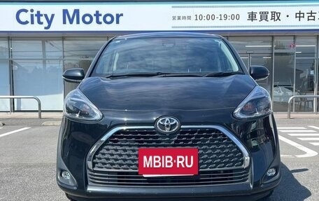 Toyota Sienta II, 2021 год, 1 400 000 рублей, 2 фотография