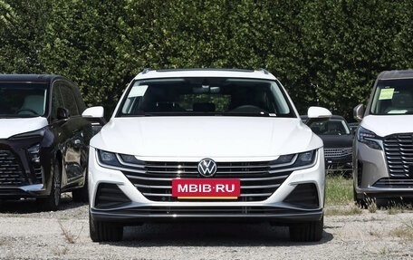 Volkswagen Passat CC, 2024 год, 4 400 000 рублей, 2 фотография