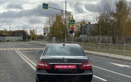 Mercedes-Benz E-Класс, 2011 год, 1 700 000 рублей, 4 фотография