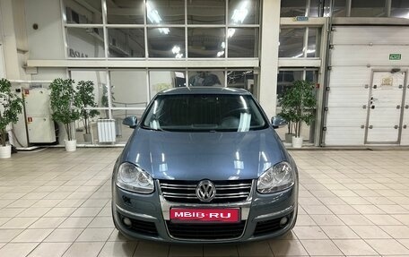 Volkswagen Jetta VI, 2009 год, 780 000 рублей, 3 фотография