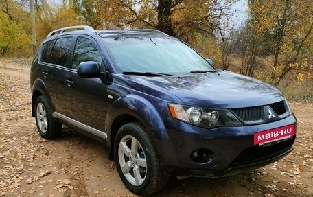 Mitsubishi Outlander III рестайлинг 3, 2008 год, 1 355 000 рублей, 10 фотография