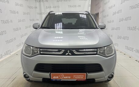 Mitsubishi Outlander III рестайлинг 3, 2012 год, 1 400 000 рублей, 3 фотография