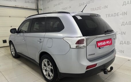 Mitsubishi Outlander III рестайлинг 3, 2012 год, 1 400 000 рублей, 5 фотография