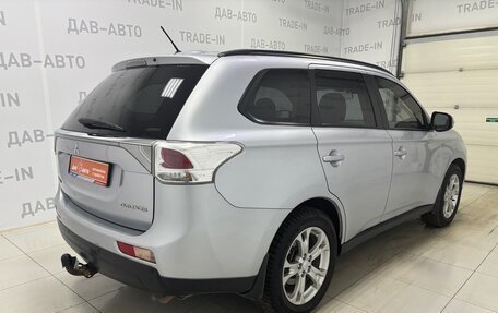 Mitsubishi Outlander III рестайлинг 3, 2012 год, 1 400 000 рублей, 7 фотография