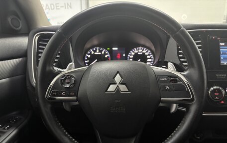 Mitsubishi Outlander III рестайлинг 3, 2012 год, 1 400 000 рублей, 15 фотография