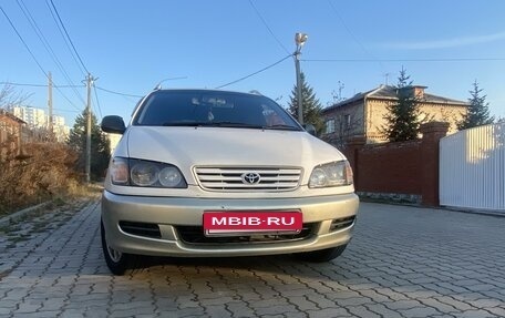 Toyota Ipsum II, 1997 год, 598 000 рублей, 25 фотография