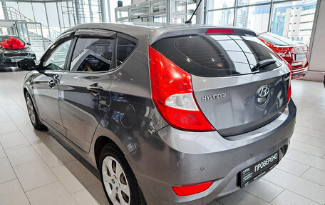 Hyundai Solaris II рестайлинг, 2012 год, 701 000 рублей, 7 фотография