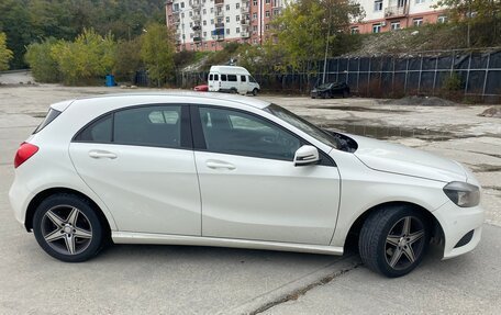 Mercedes-Benz A-Класс, 2013 год, 1 350 000 рублей, 3 фотография