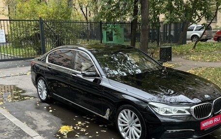 BMW 7 серия, 2018 год, 4 400 000 рублей, 2 фотография