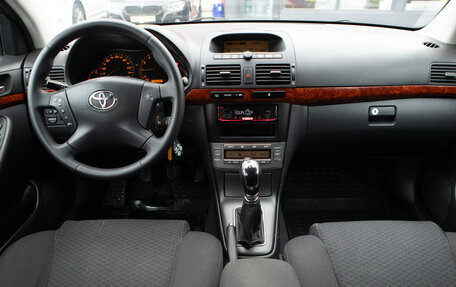 Toyota Avensis III рестайлинг, 2006 год, 810 000 рублей, 13 фотография