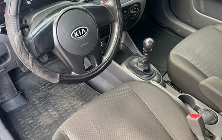 KIA Rio II, 2010 год, 650 000 рублей, 11 фотография