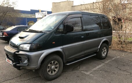 Mitsubishi Delica IV, 1997 год, 1 100 000 рублей, 5 фотография