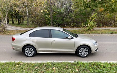 Volkswagen Jetta VI, 2012 год, 1 000 000 рублей, 8 фотография